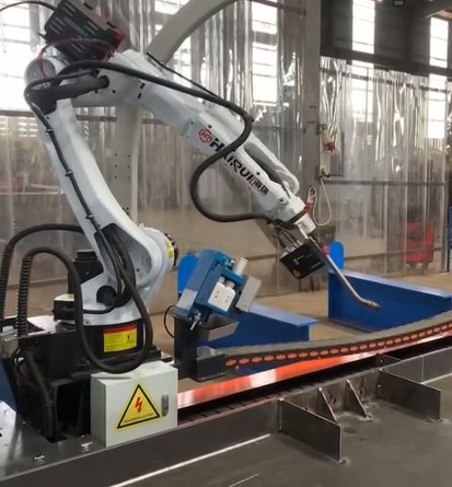 Chủ xưởng cần chuẩn bị gì trước khi lắp đặt robot hàn?