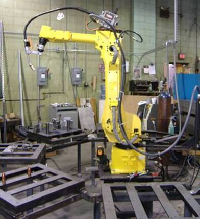 Robot hàn Nhật bãi Fanuc