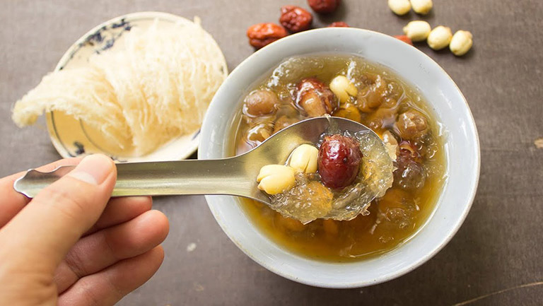 Bí quyết dưỡng nhan, làm đẹp da từ loại yến sào chưng sẵn bổ dưỡng