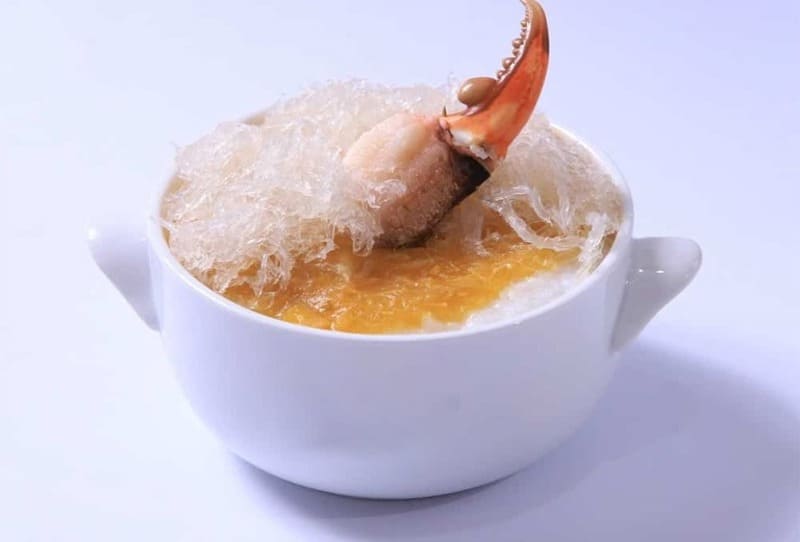 Chưng tổ yến với hải sản – Hiểu đúng để không hại sức khỏe