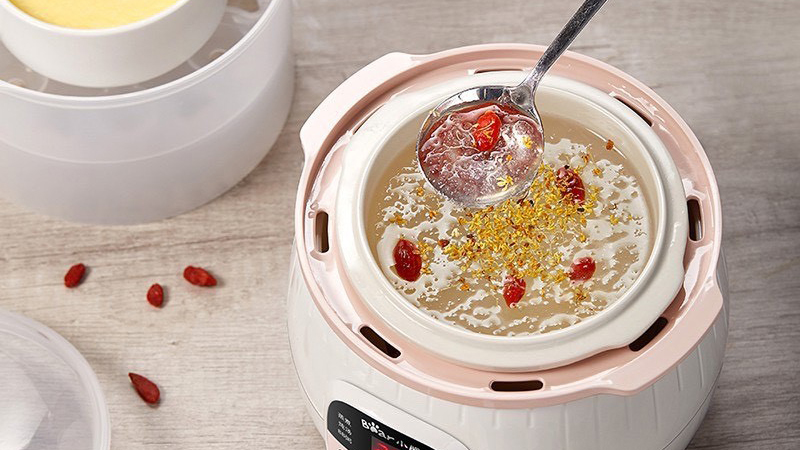 Chưng yến tinh chế trong nồi cơm điện – Cách làm đơn giản, yến mềm ngon và giữ trọn dưỡng chất
