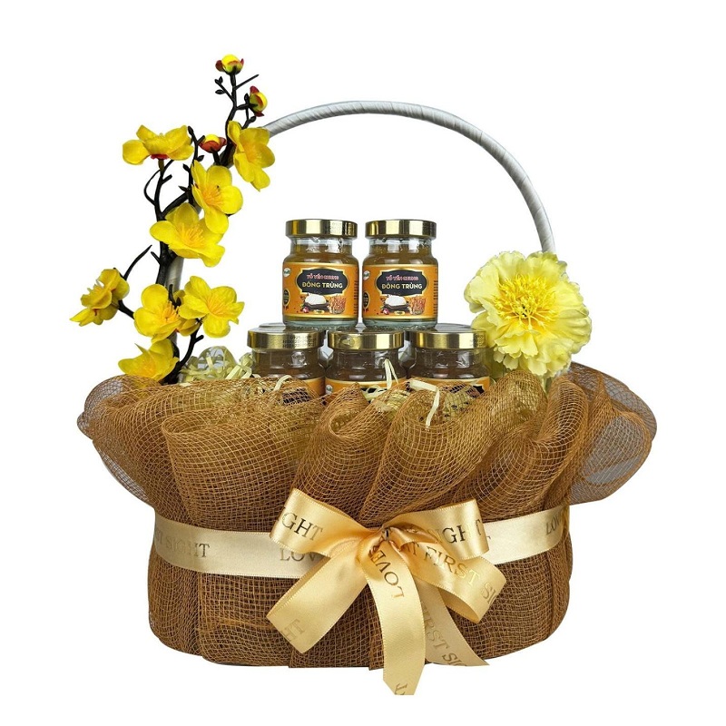 Lựa chọn yến sào chưng sẵn biếu Tết – Mua ở đâu để đảm bảo yến chính hãng, chất lượng, an toàn và phù hợp?