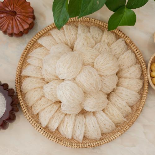 Nên lựa chọn yến tinh chế nguyên tổ hay yến tinh chế sợi làm quà biếu bố mẹ?