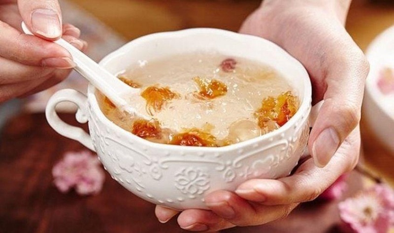 Nước yến sào trắng và nước yến sào huyết yến – Loại nào tốt cho trẻ nhỏ?