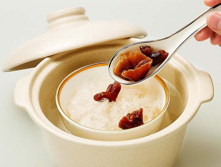 Tổ yến chưng đường phèn có phù hợp và an toàn với người bị bệnh tiểu đường không?