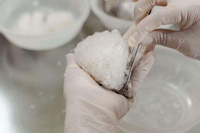 Vai trò và cách ngâm tổ yến trong yến sào chưng sẵn đảm bảo dinh dưỡng, đúng cách