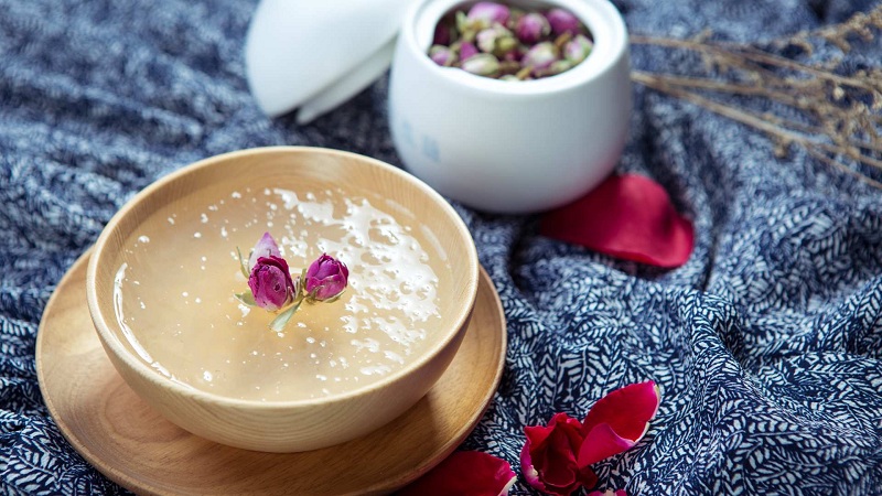 Yến chưng sẵn công nghiệp và yến chưng tươi – Đâu là lựa chọn phù hợp cho gia đình bạn?