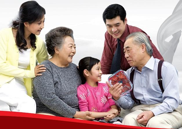 Yến sào chưng sẵn hay yến tinh chế là lựa chọn lý tưởng để làm quà Tết biếu người thân