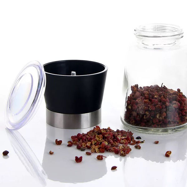 Dụng Cụ Xay Tiêu Cầm Tay (Loại Nắp Nhựa)