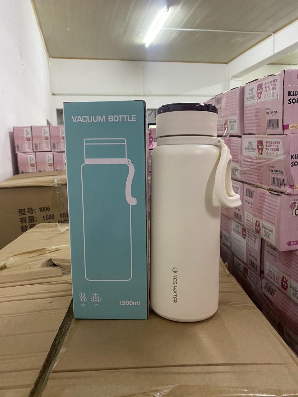 Bình Giữ Nhiệt Nhám Nhiều Màu Yes Water 1500ml (Thùng 40)