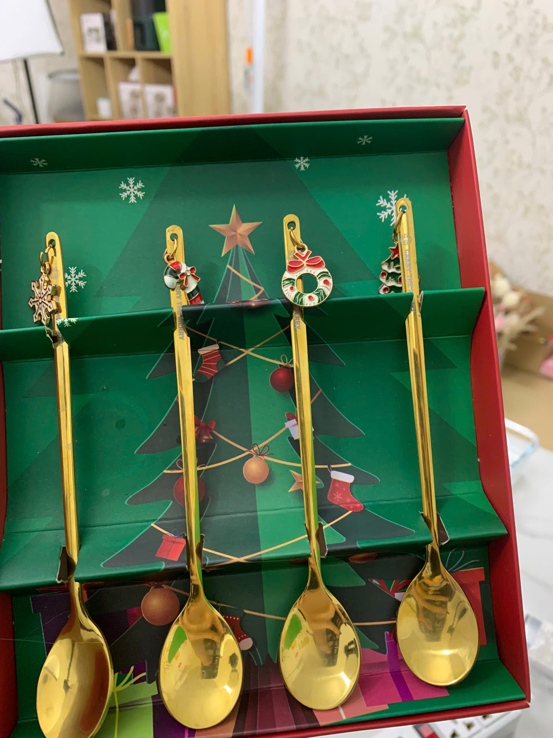 Set 4 Muỗng Inox  (Thùng 180)