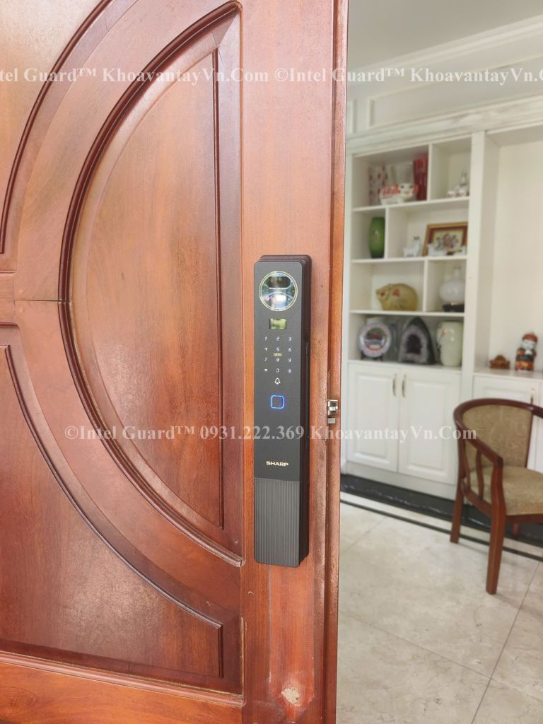 Khóa vân tay khuôn mặt Sharp H7-FV lắp cửa gỗ