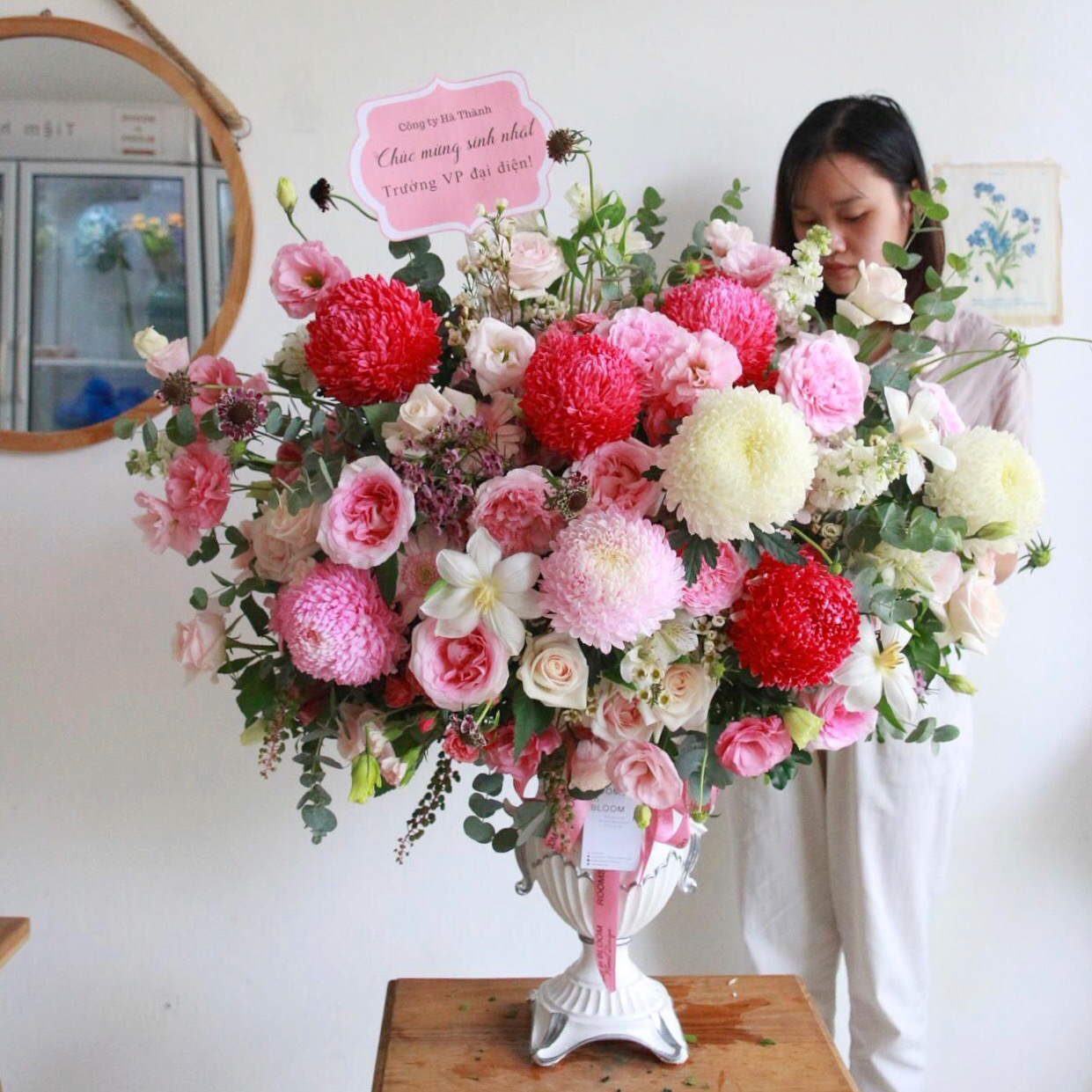 Năng Động Bình hoa hồng