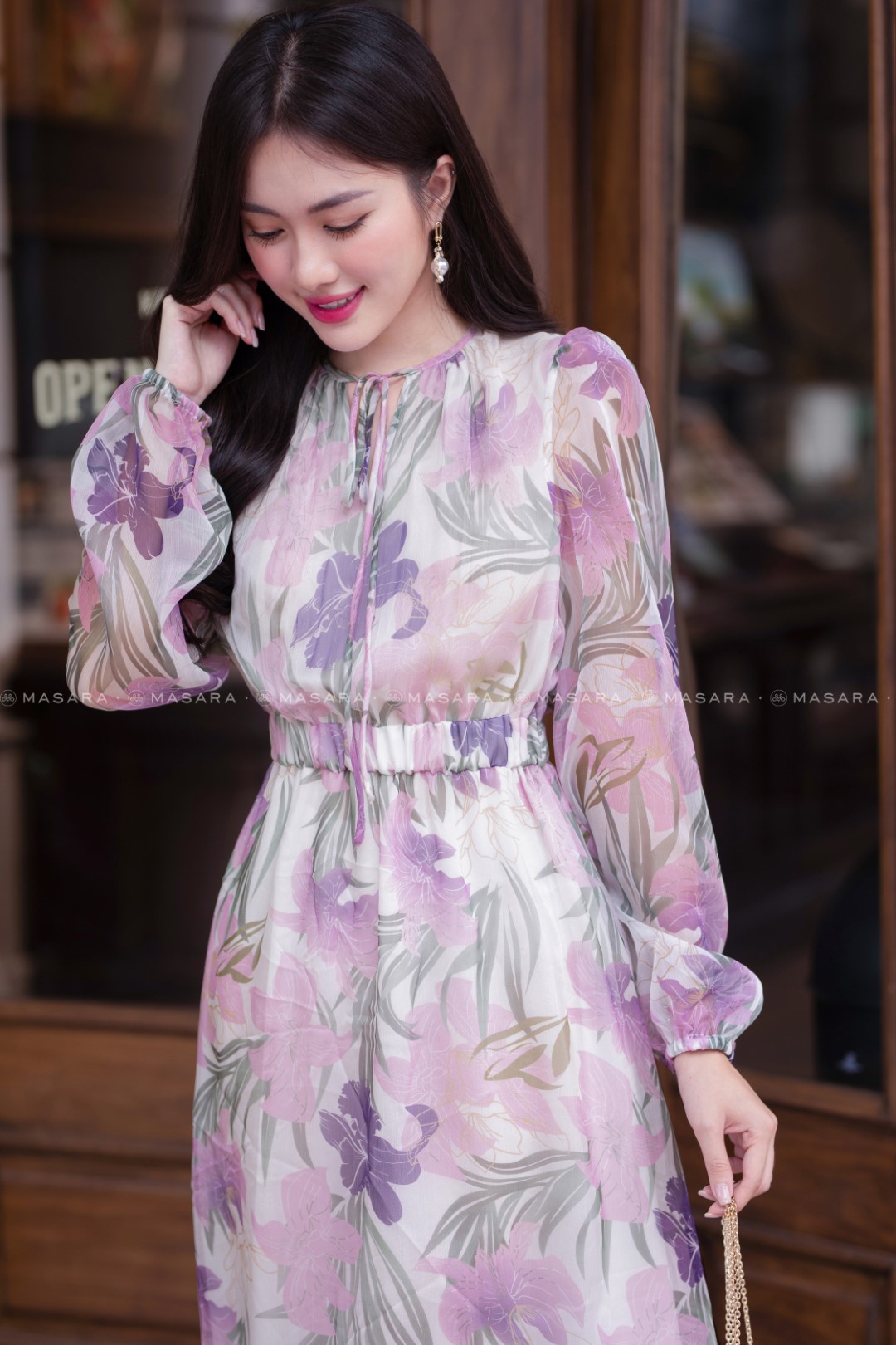 ĐẦM TƠ HOA LY TÍM