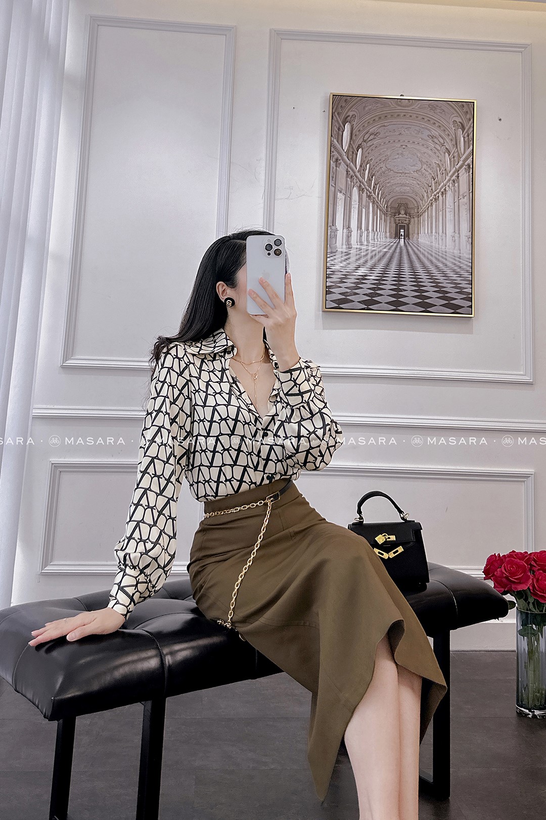 ÁO SƠ MI LỤA V CỔ NHỌN