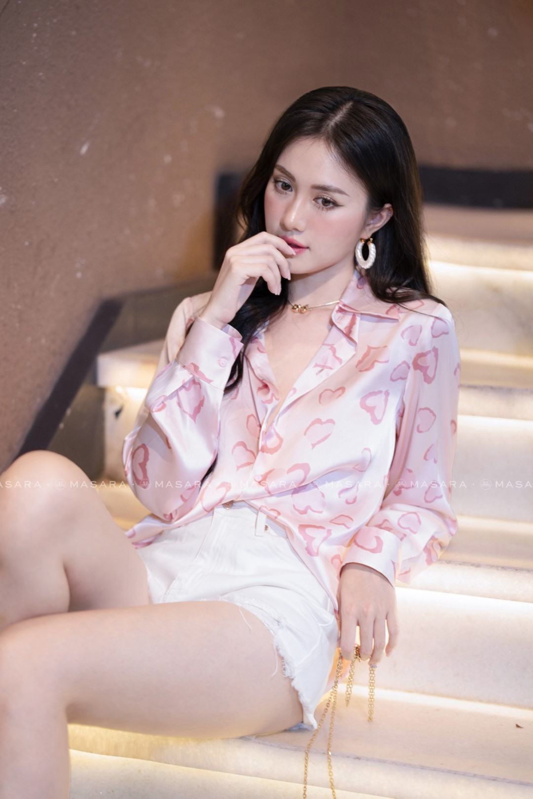 SƠ MI LỤA TRÁI TIM MÀU HỒNG