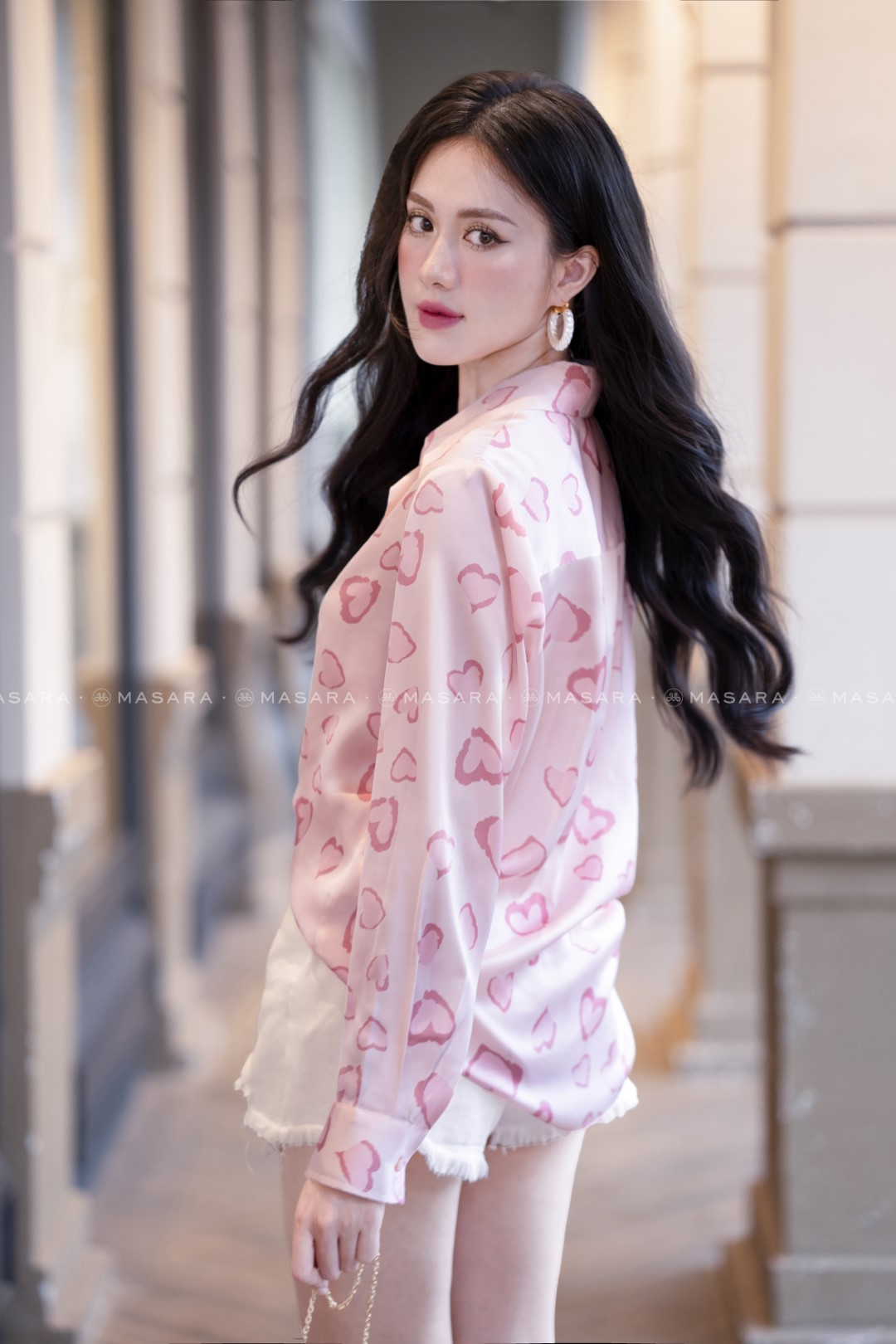SƠ MI LỤA TRÁI TIM MÀU HỒNG
