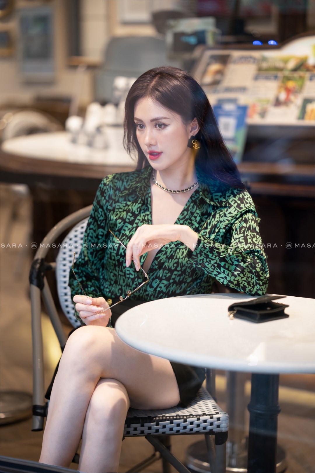 SƠ MI LỤA CHỮ LYES XANH