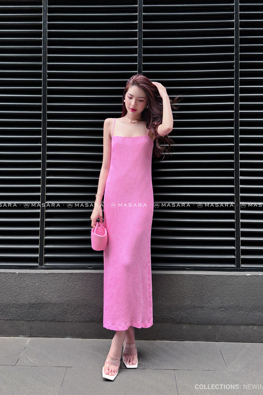 Váy lụa hai dây sang trọng - sakurafashion.vn