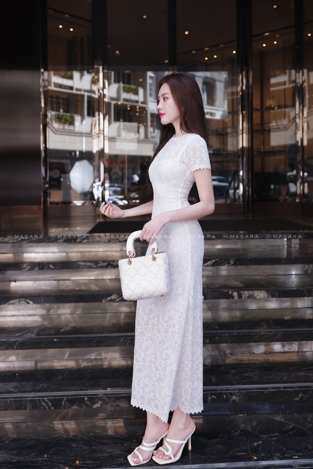 ĐẦM TRẮNG PHỐI REN CO GIÃN