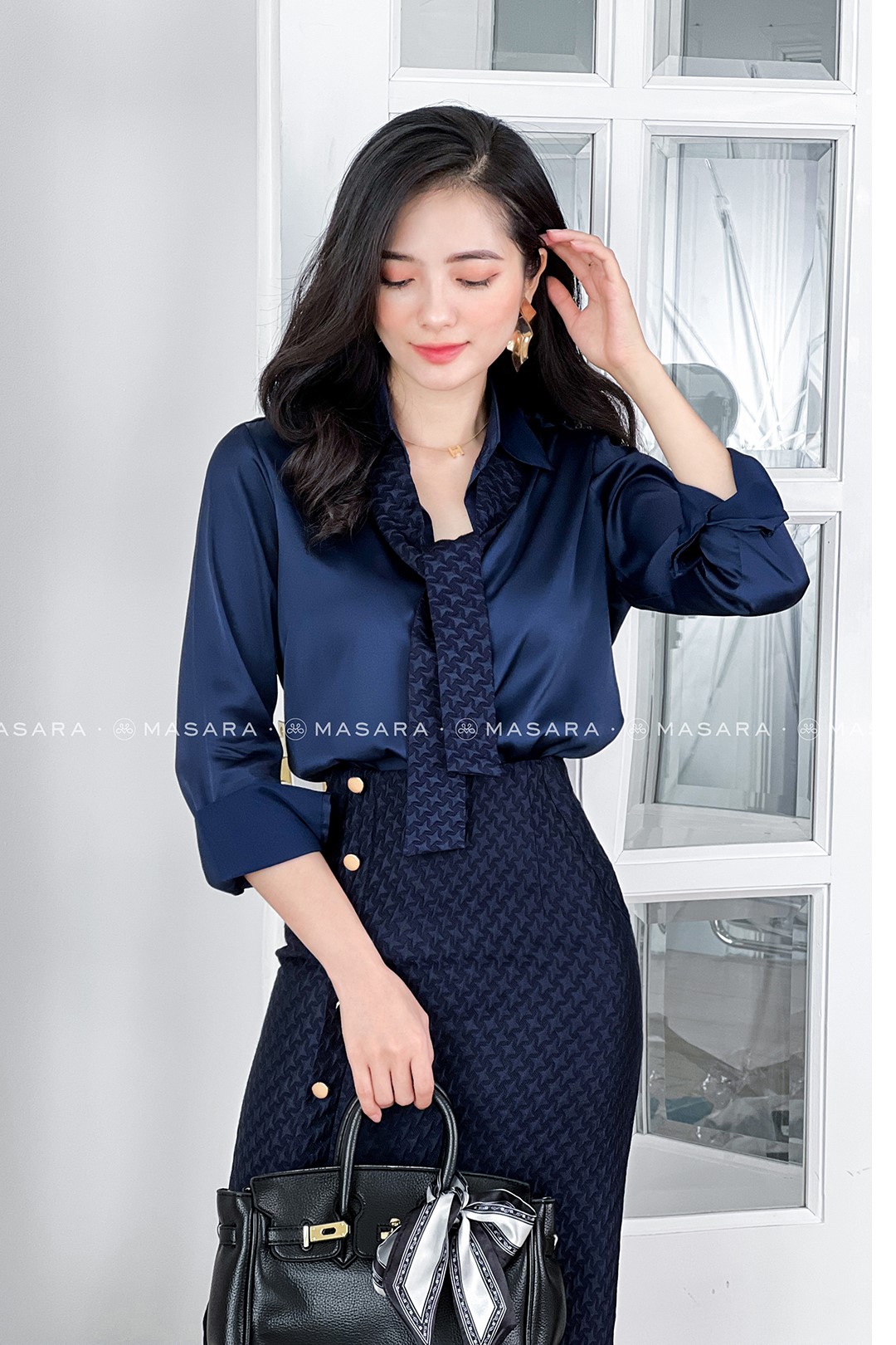 CHÂN VÁY GẤM TAFTA NGÔI SAO TÍM THAN