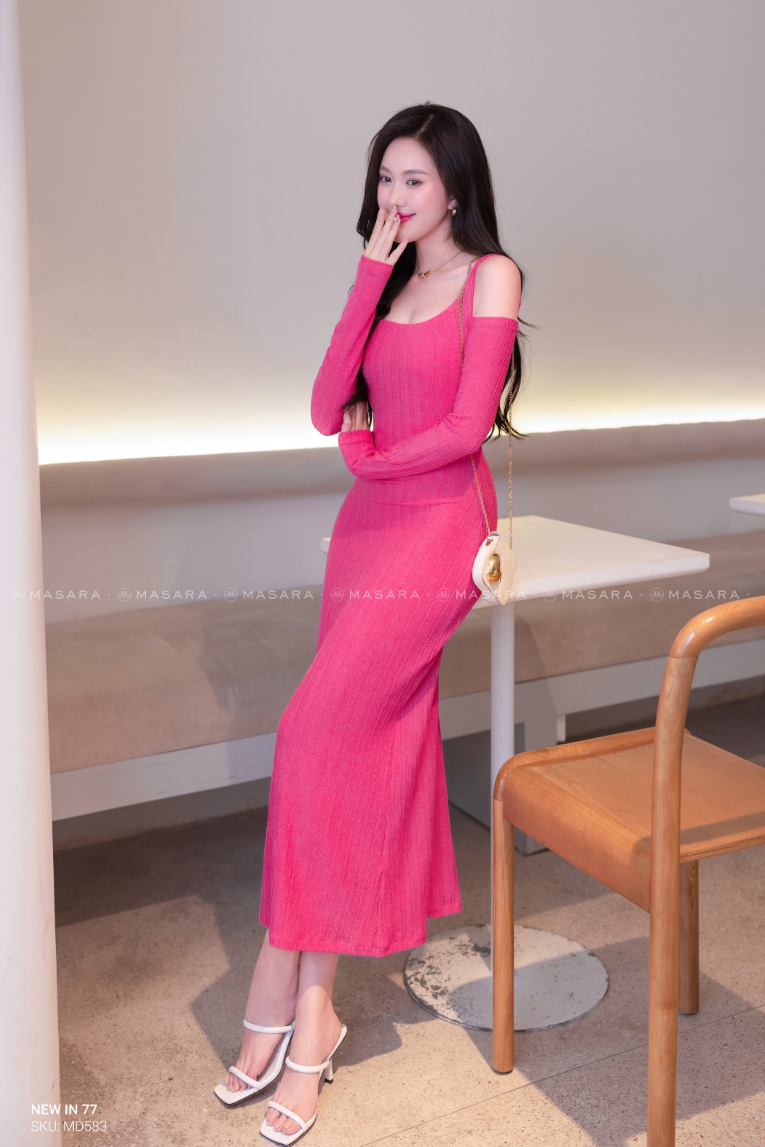 ĐẦM THUN TĂM HỞ VAI MÀU HỒNG