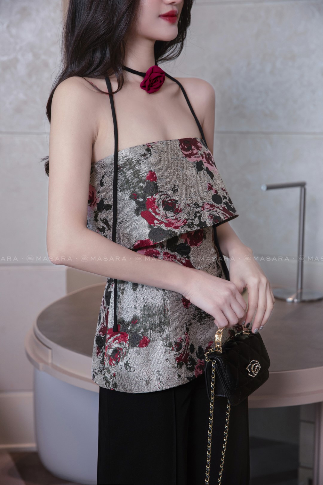 ÁO GẤM CÚP NGỰC HOA HỒNG + CHOCKER HOA