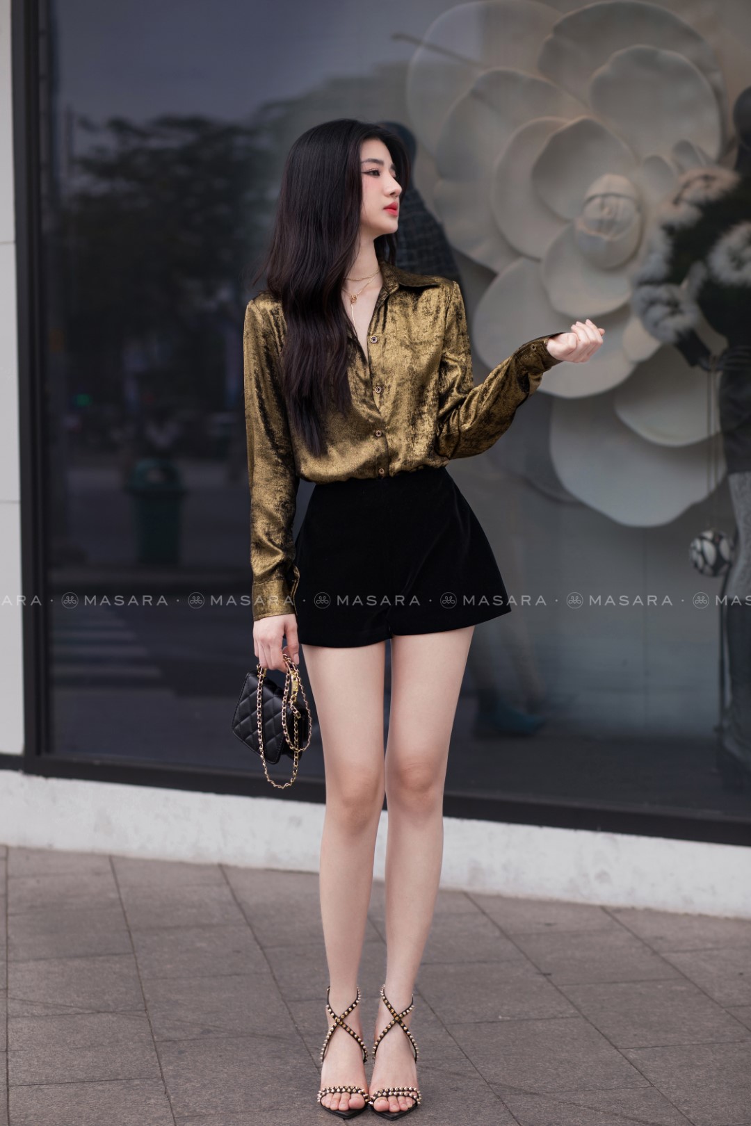 ÁO SƠ MI LỤA NHŨ VÀNG MƠ