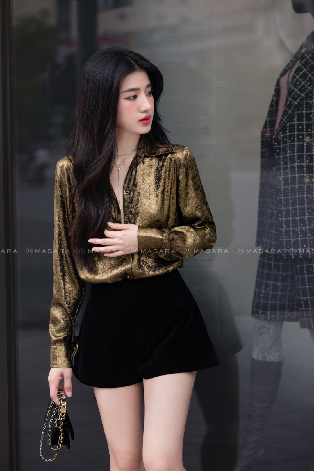 ÁO SƠ MI LỤA NHŨ VÀNG MƠ