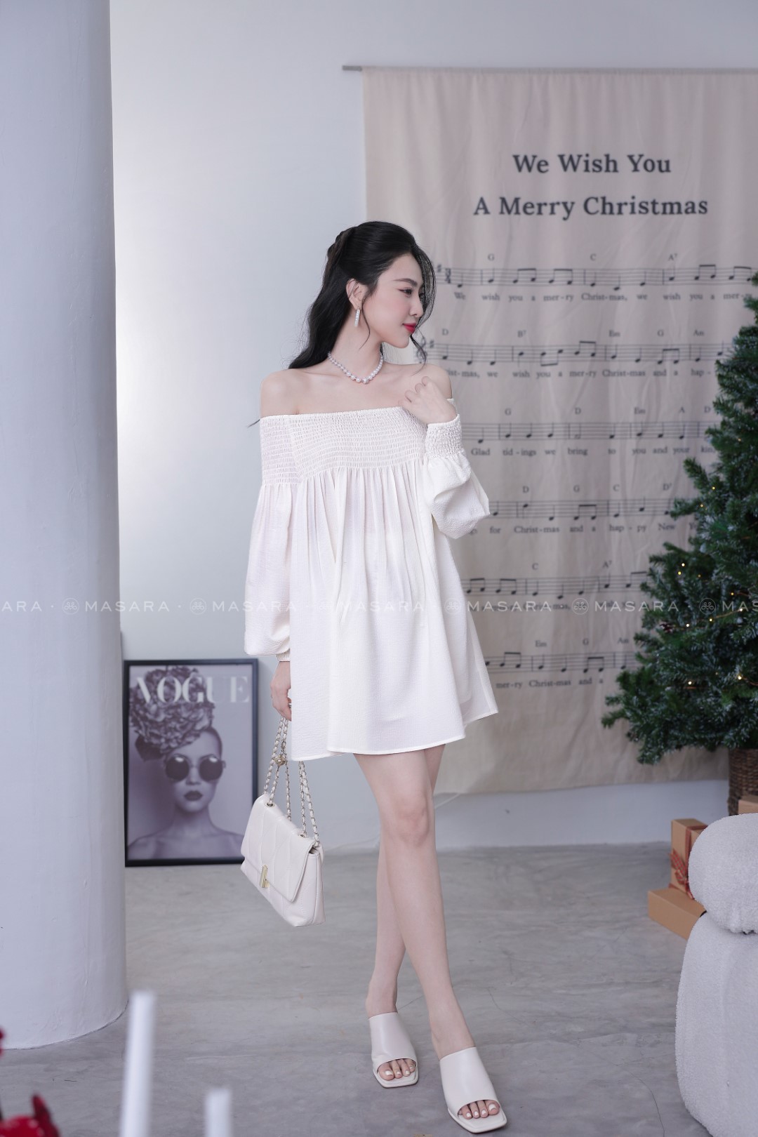 SET ÁO XỐP TRẮNG KEM THUN VAI