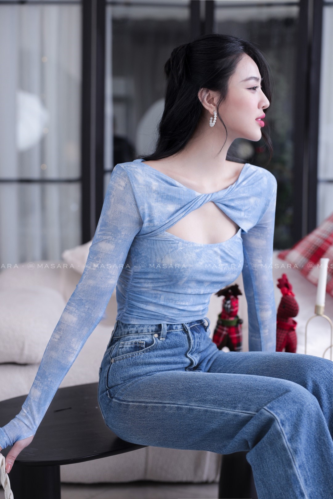 ÁO LƯỚI LOANG XANH XOẮN NGỰC