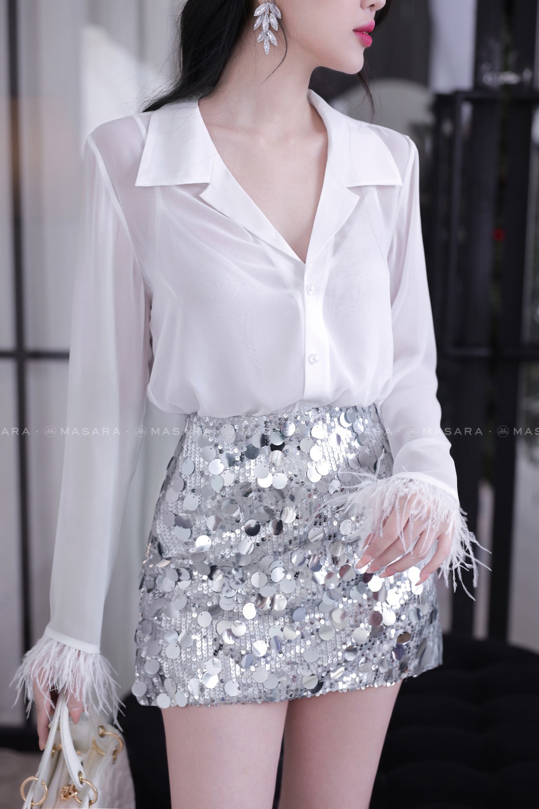 ÁO VOAN LỤA HÀN TRẮNG GẮN LÔNG + ÁO LÓT