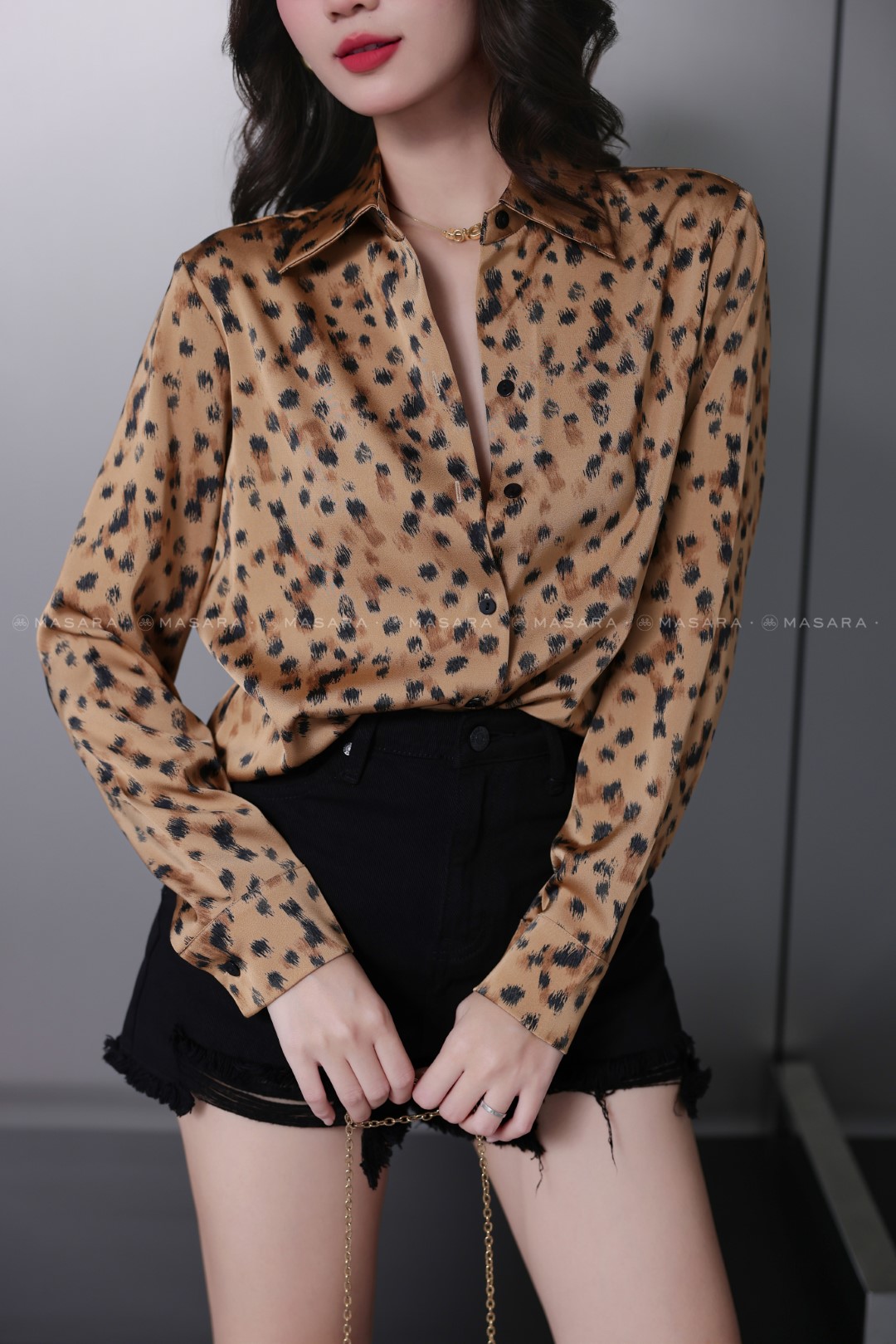 ÁO SƠ MI LỤA TRƯỢT BÁO NÂU