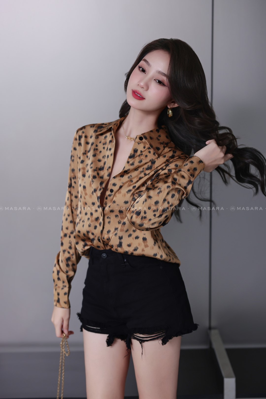 ÁO SƠ MI LỤA TRƯỢT BÁO NÂU