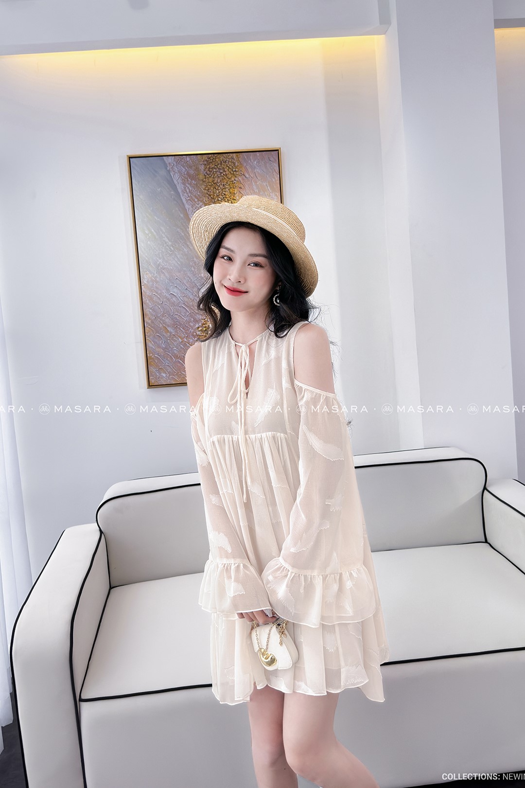 ĐẦM TƠ XƯỚC LÔNG VŨ MÀU KEM