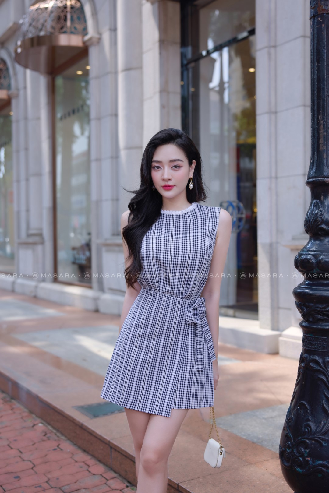 ĐẦM THÔ THÊU PHỐI REN TRẮNG ĐẮP XÉO