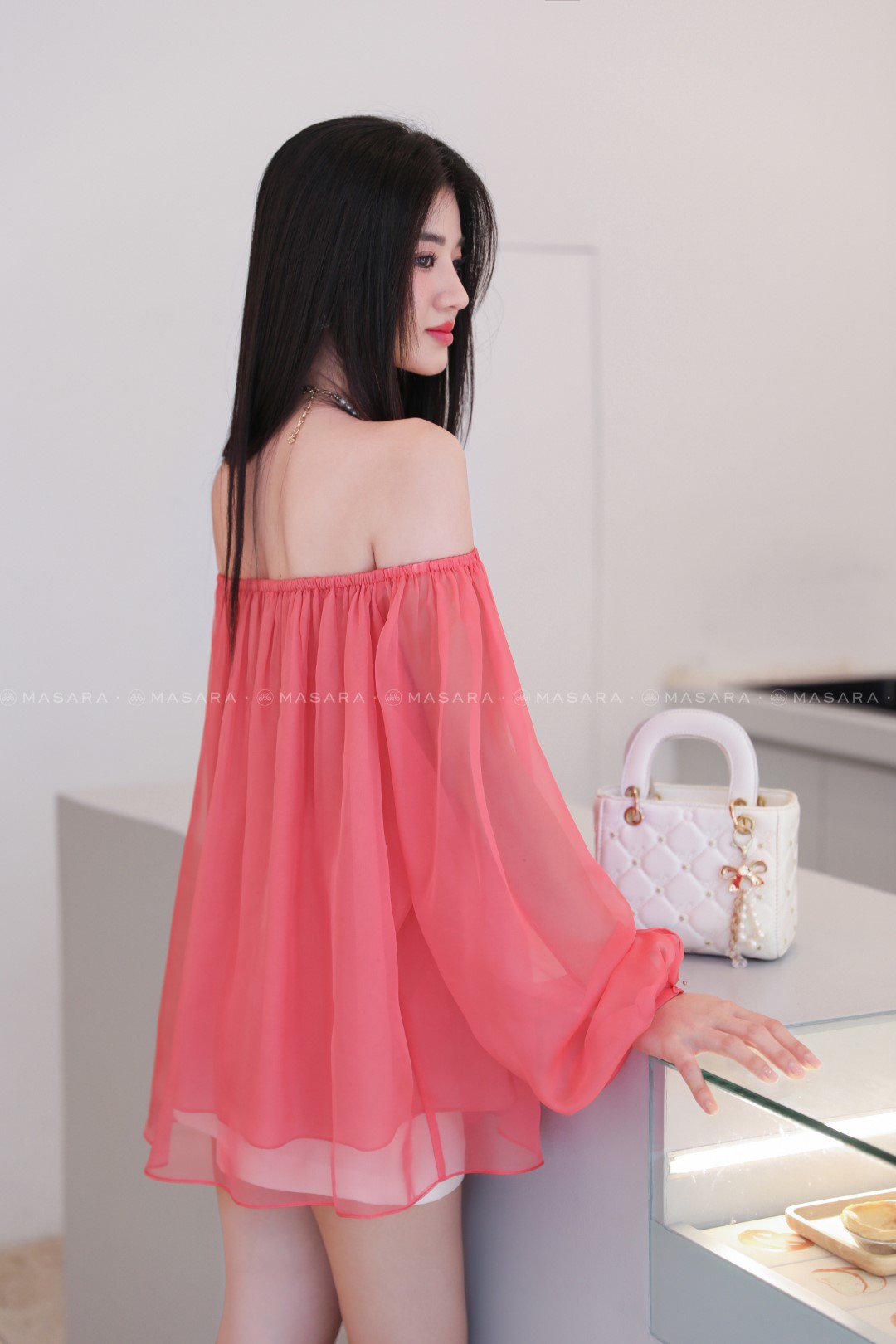 ÁO TRỄ VAI TƠ HỒNG CAM