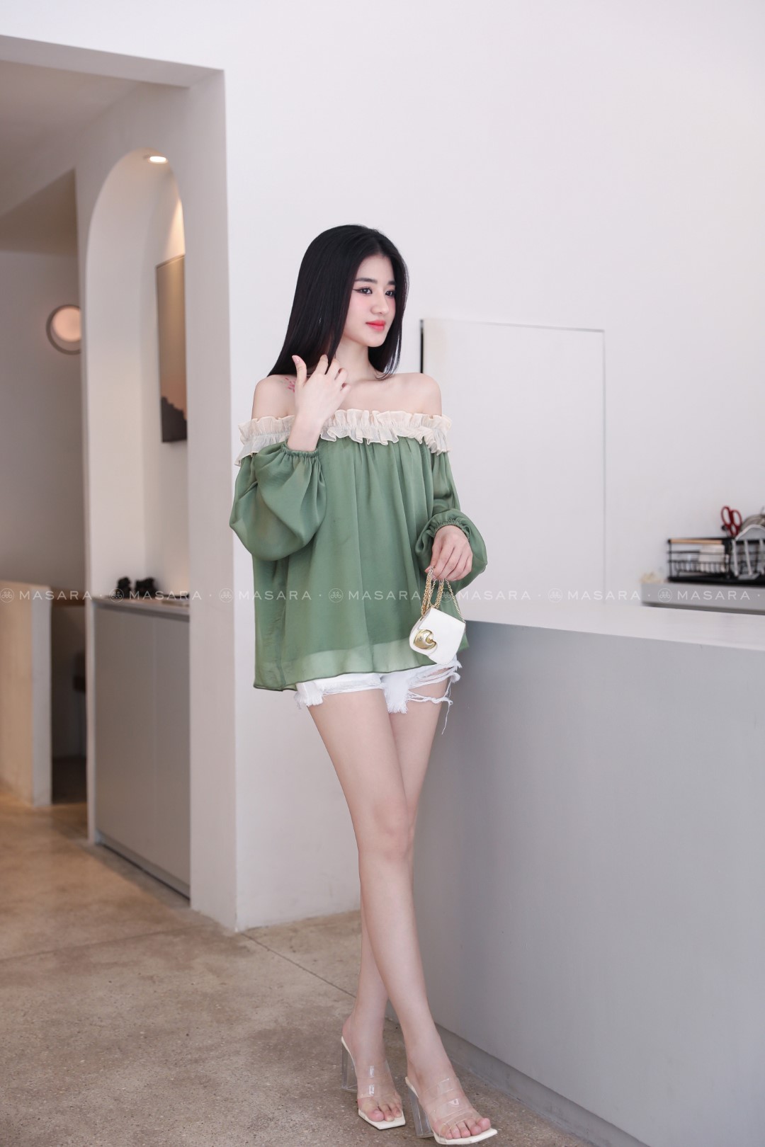 Áo Sơ Mi Trễ Vai Lông Vũ Hot Girl, Áo Kiểu Thiết Kế Cao Cấp Sang Chảnh |  Lazada.vn