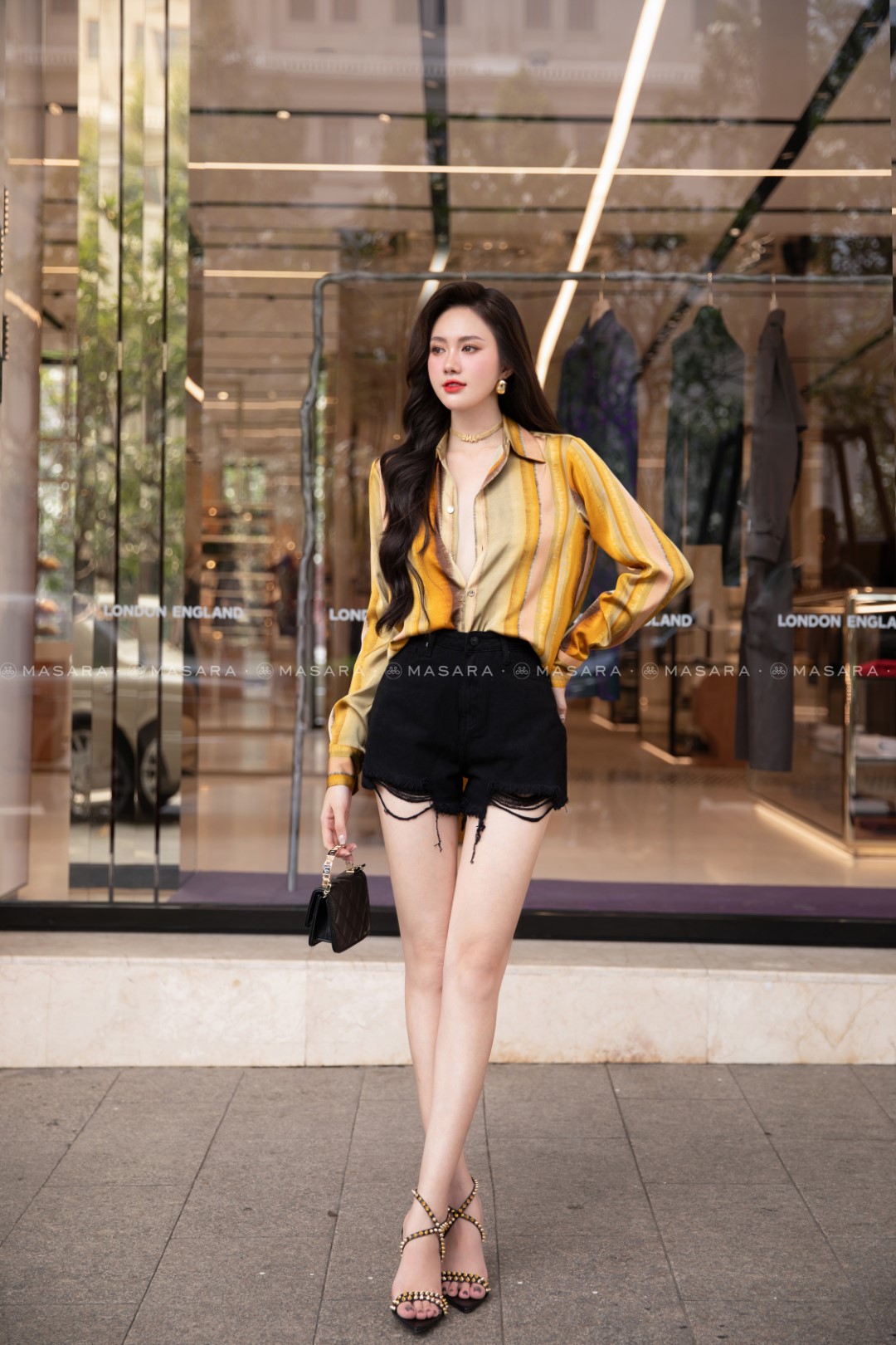 SƠ MI LỤA TRƯỢT KẺ SỌC VÀNG