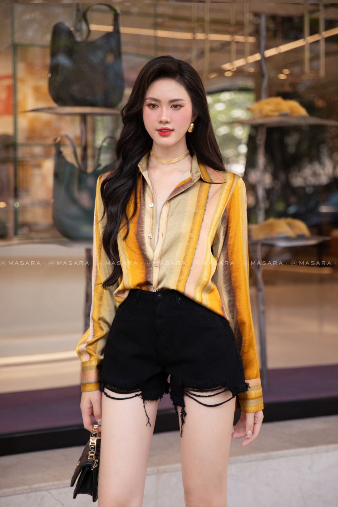 SƠ MI LỤA TRƯỢT KẺ SỌC VÀNG