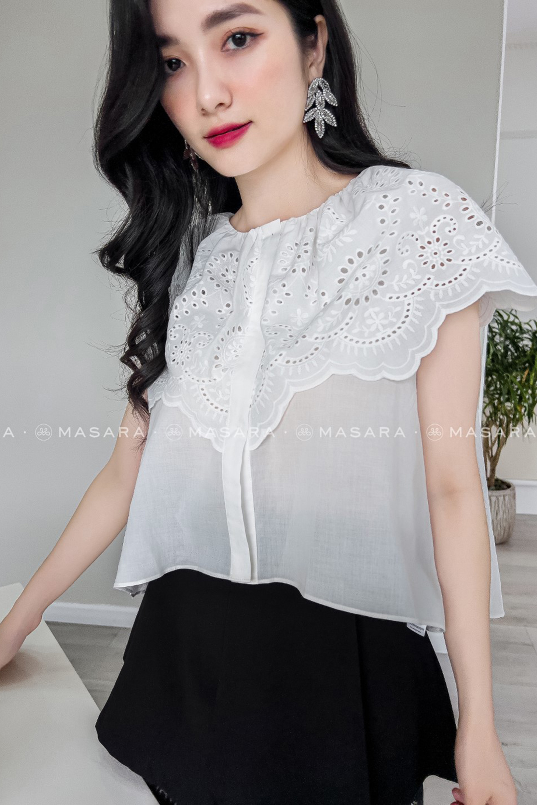 ÁO BOI THÊU COTTON TRẮNG CARA