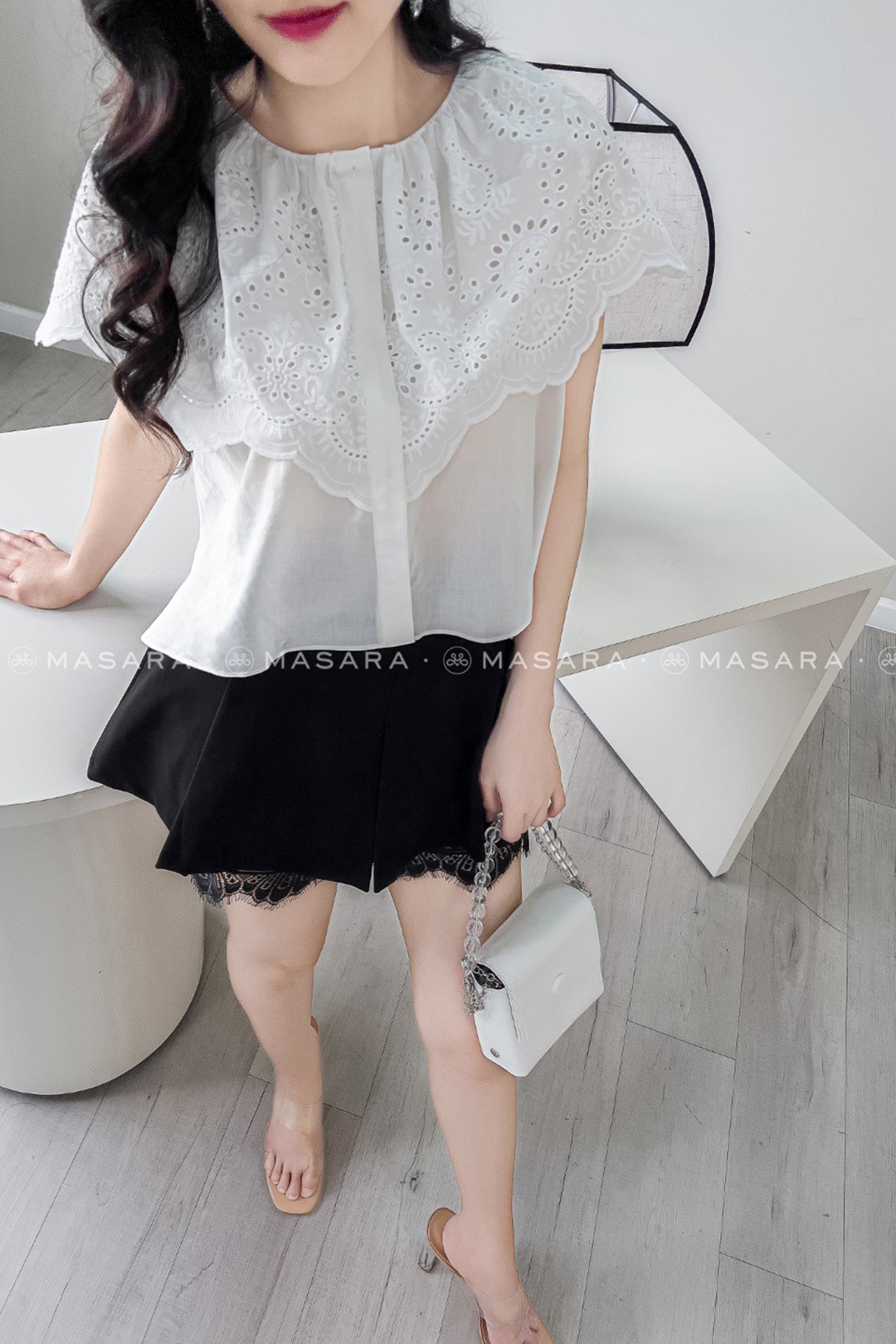 ÁO BOI THÊU COTTON TRẮNG CARA