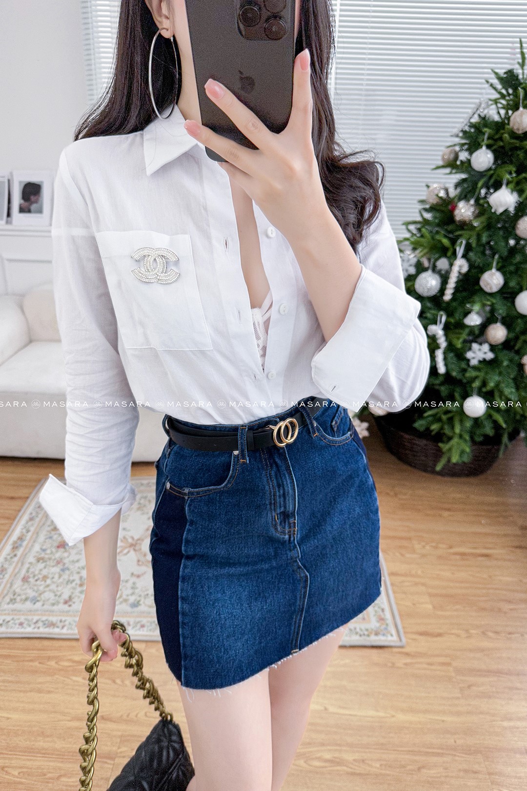 Áo sơ mi trắng croptop phối quần short trắng + váy jean đen vạt nhọn kèm  belt - LaKing House