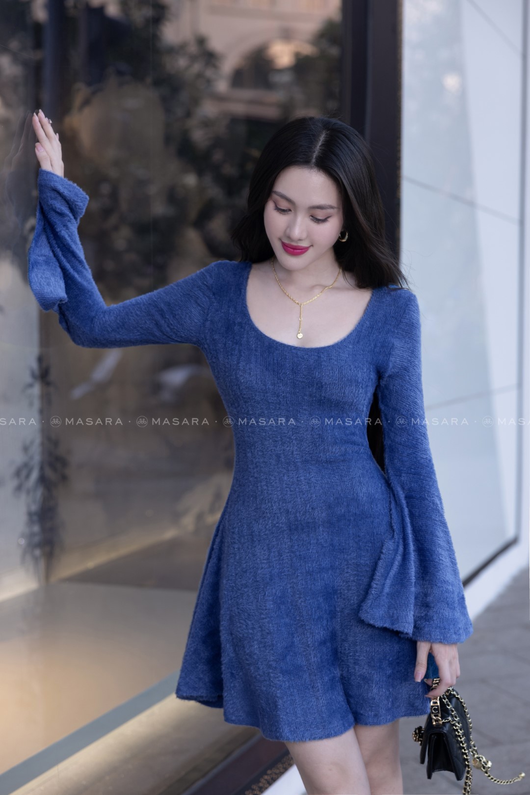 Đầm Xoè Hoa Xanh Ngọc Cổ V Tay Loe Lụa Ánh Kim Cao Cấp Larissa Dress