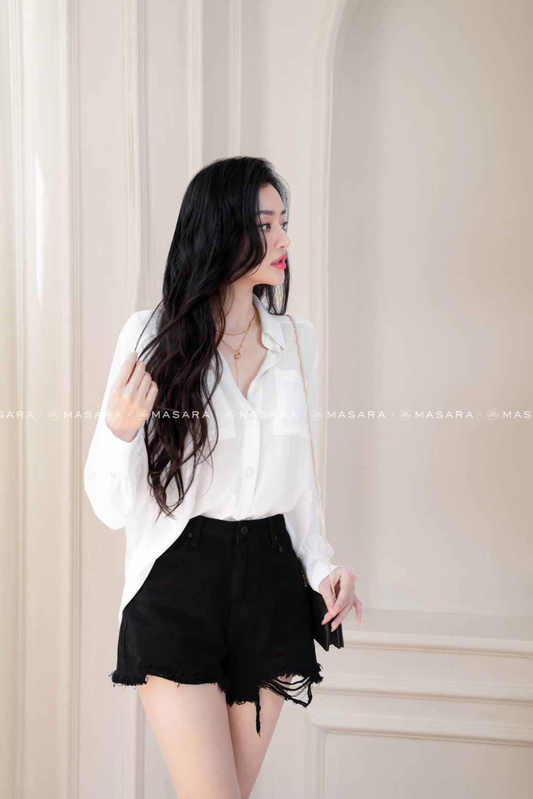 SƠ MI TẰM Ý 2 TÚI MÀU TRẮNG