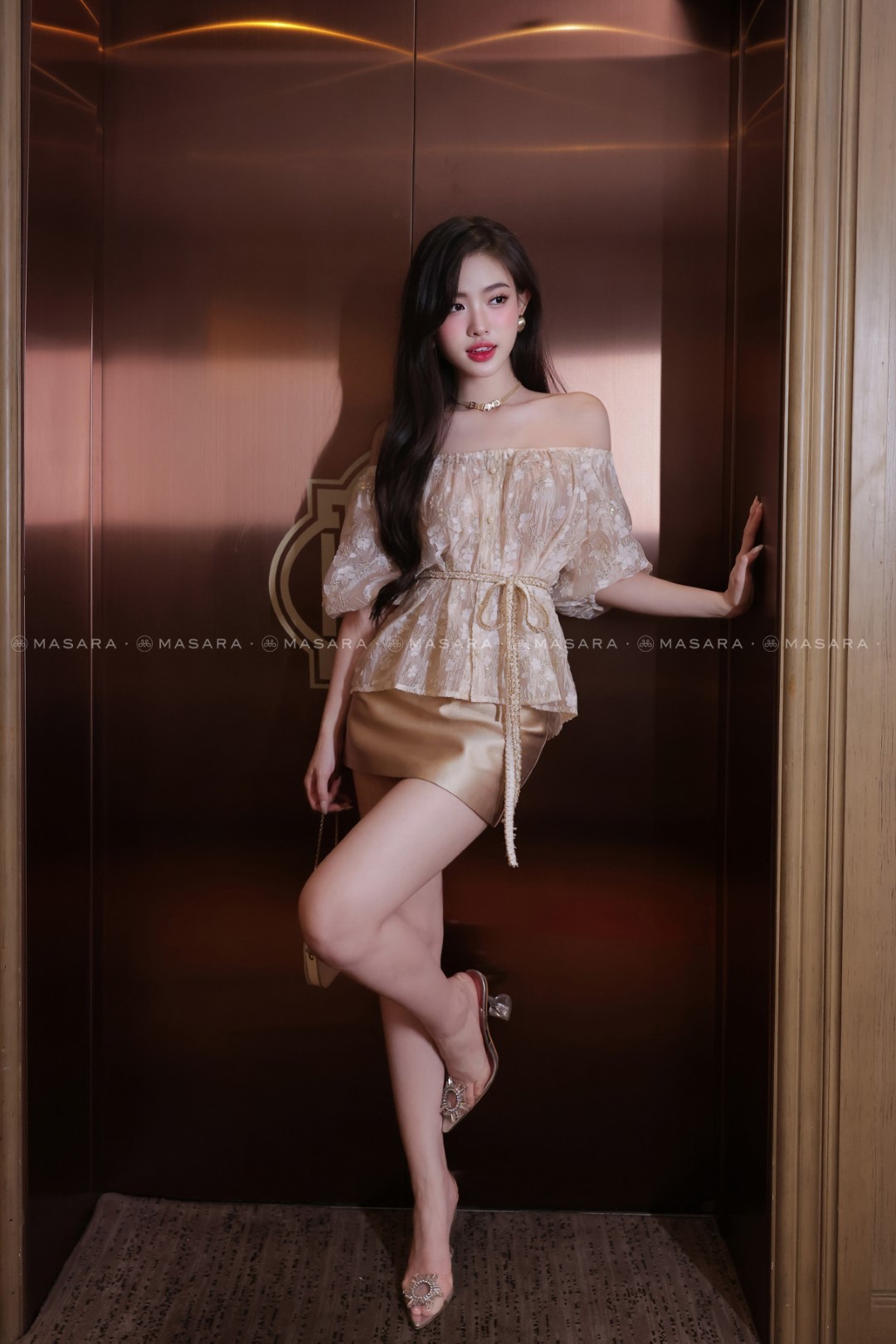 ÁO TƠ THÊU KIM SA TRỄ VAI
