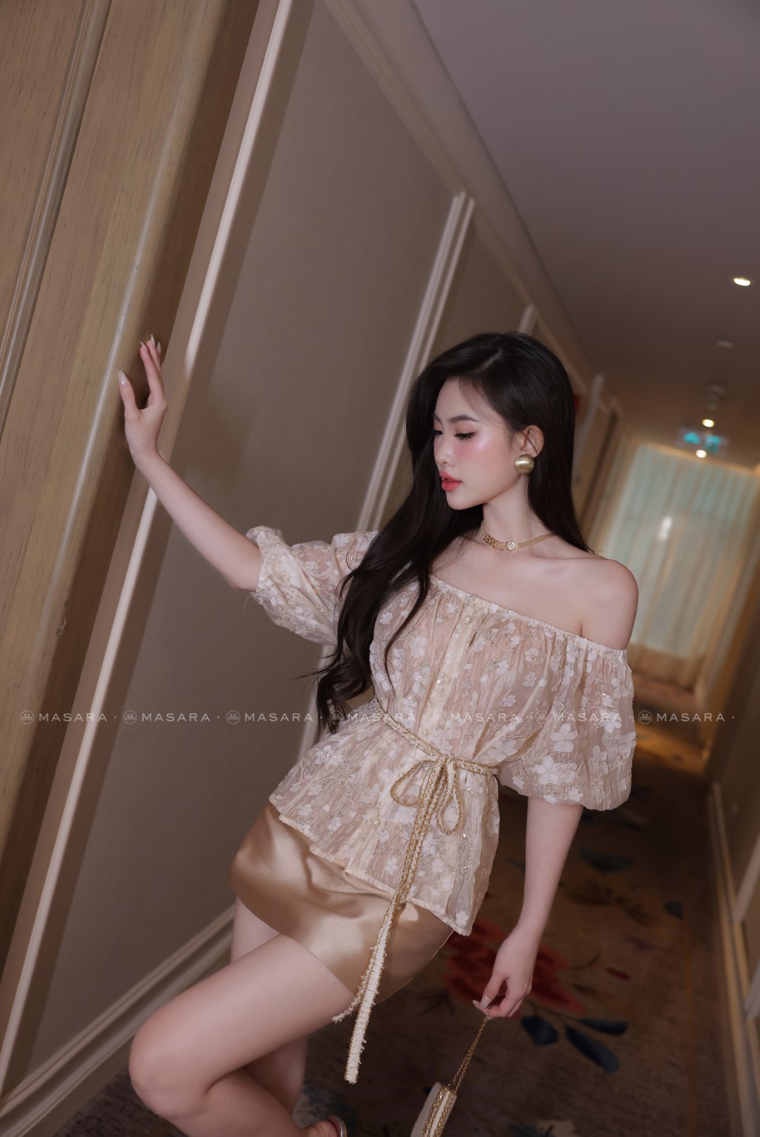 ÁO TƠ THÊU KIM SA TRỄ VAI