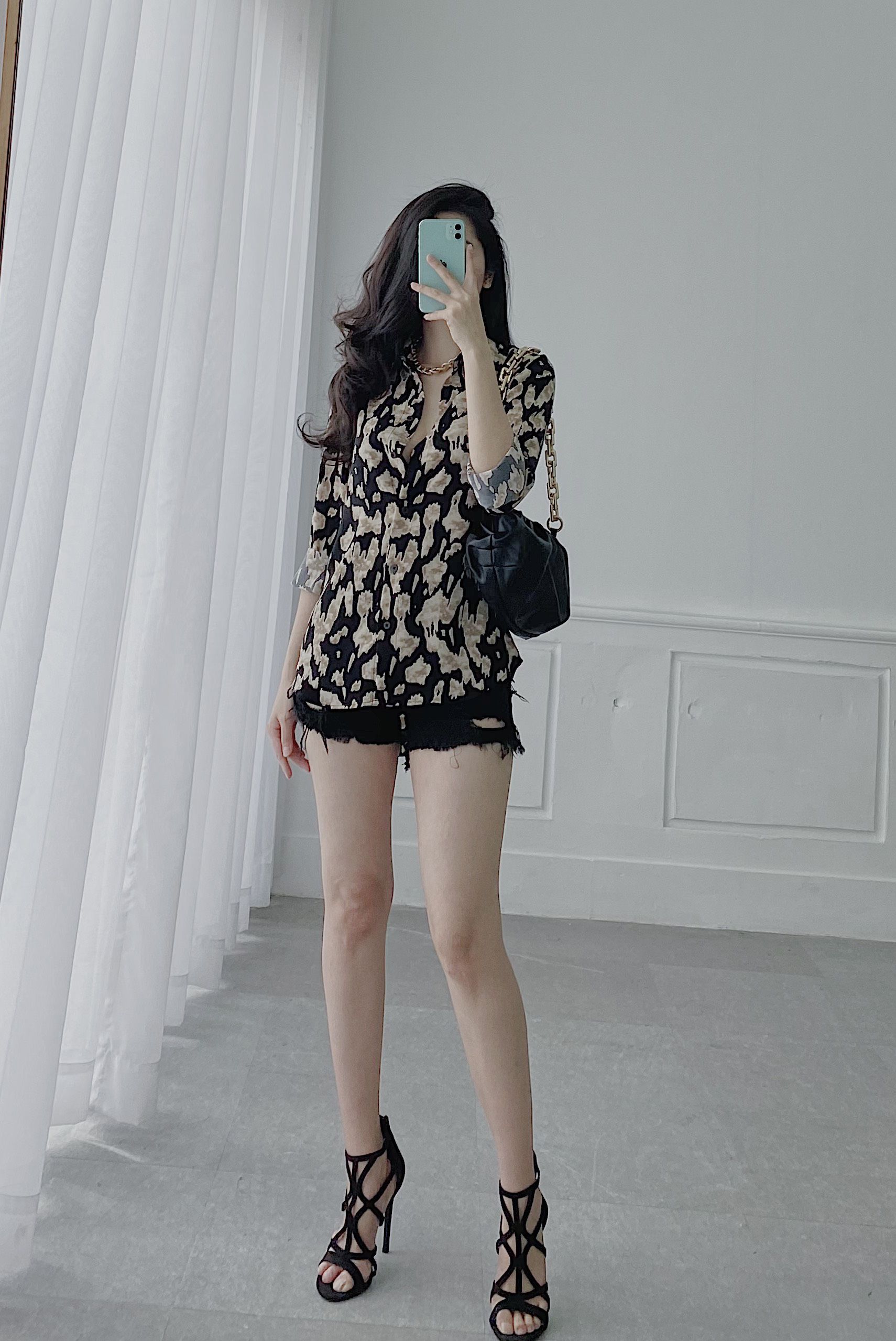 SƠ MI LỤA ĐỐM (KEM)
