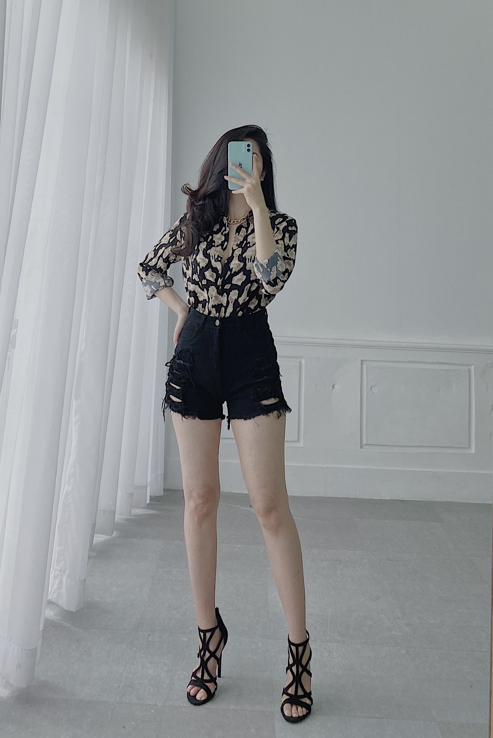 SƠ MI LỤA ĐỐM (KEM)