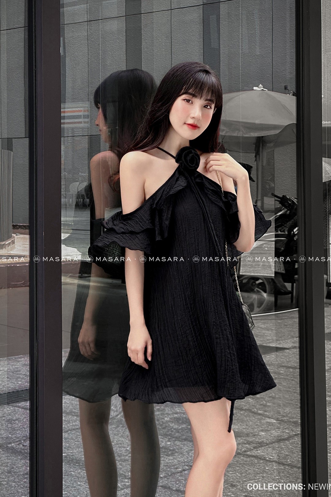 Đầm yếm đen trơn, váy yếm đen trơn | Shopee Việt Nam